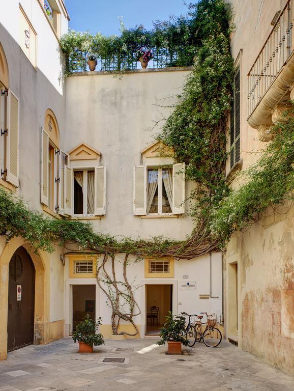Appartamenti Corte dei Romiti Lecce Camera foto
