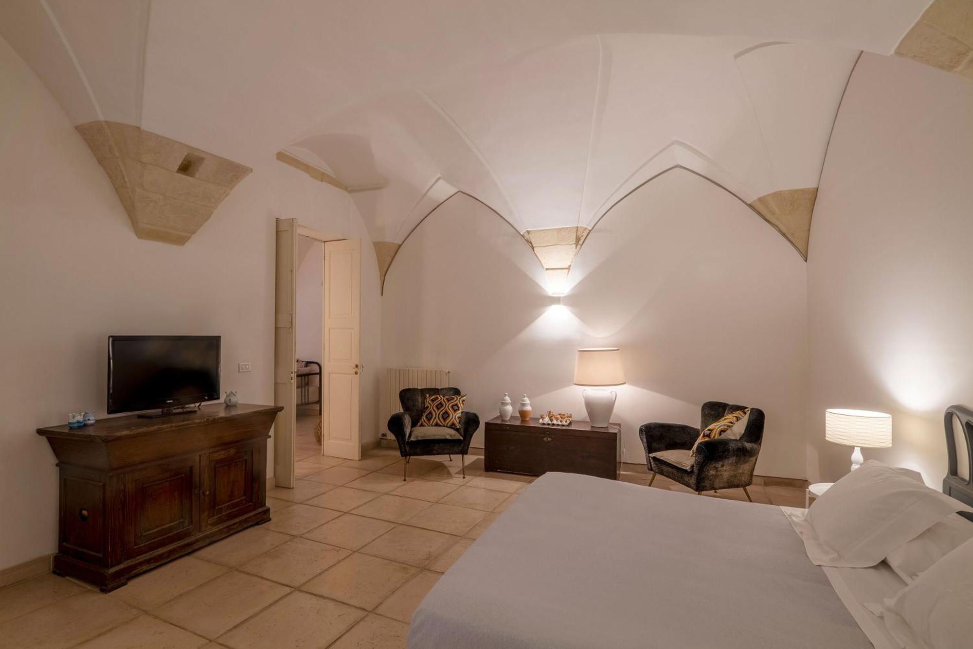 Appartamenti Corte dei Romiti Lecce Esterno foto