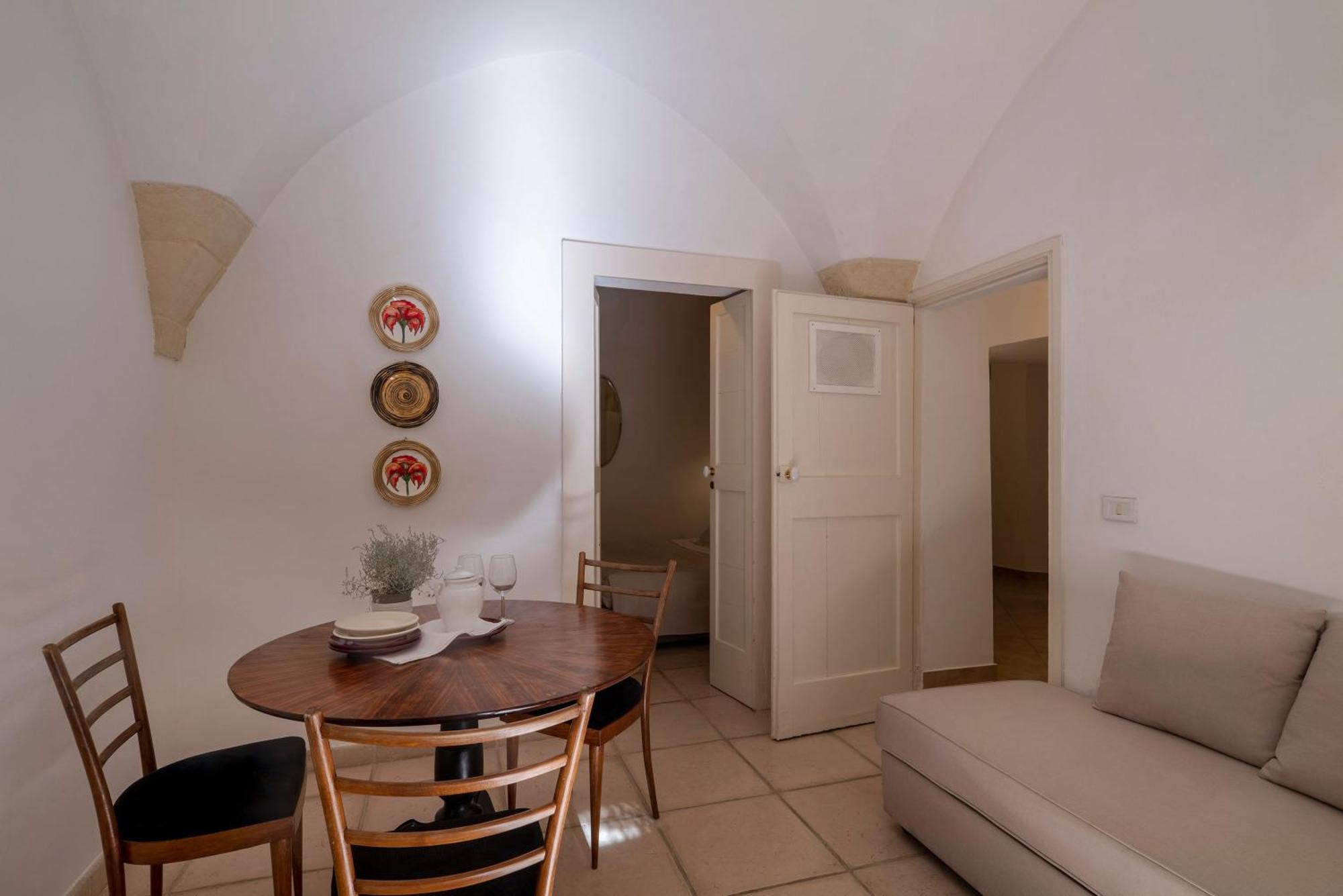 Appartamenti Corte dei Romiti Lecce Esterno foto